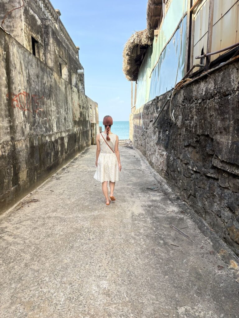 ベトナム フーコック島 リゾート ビーチ 路地裏
