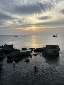 旅　ベトナム　フーコック島　道教寺院　土神