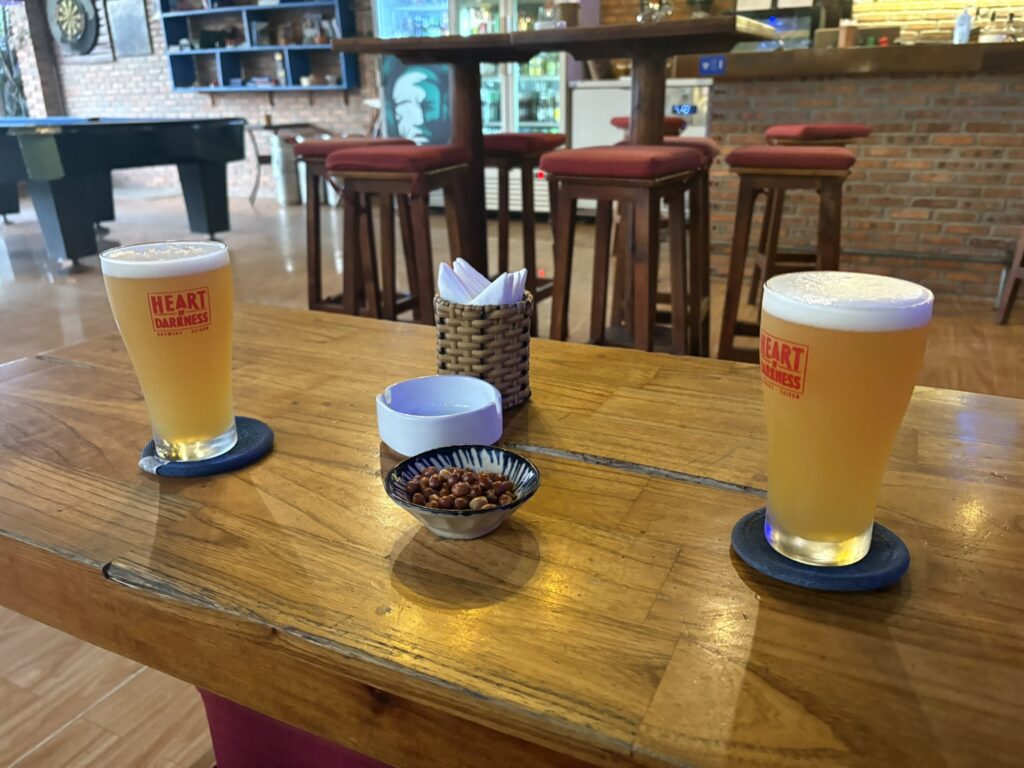 旅行　ベトナム　フーコック　バー　ビール　IPA　