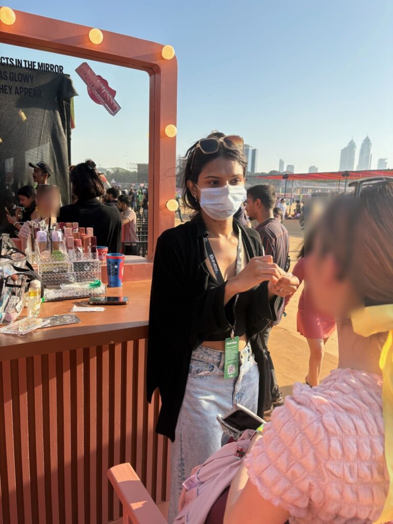 旅 旅行 インド ムンバイ フェス ロラパルーザ Lollapalooza Travel India Mumbai Fes Mahalakshmi lakshmi Mahalaxmi Race Course Mahalaxmi Dhobi Ghat ドービー・ガート shawnmendes ショーンメンデス ルイトムリンソン ワンダイレクション ワンダイ  1D LouisTomlinson OneDirection 洗濯