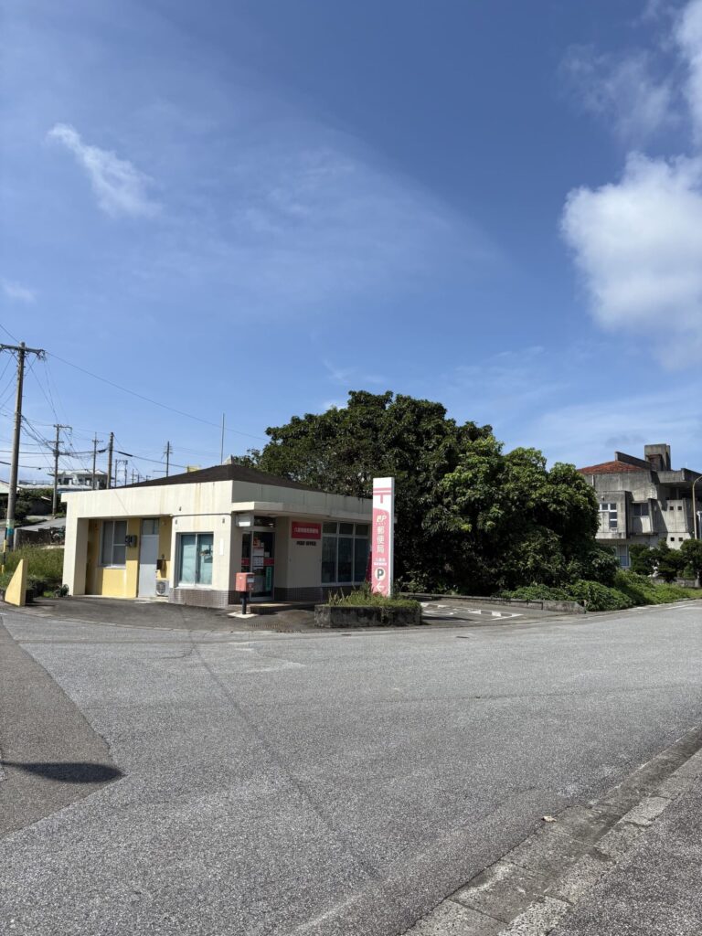 沖縄　八重山　与那国　旅　旅行　祖納　久部良　比川　観光　おすすめ　絶景　ディープ　パワースポット　聖地　御嶽　泡盛　どなん　日本最西端　冒険　探検　放浪　秘境　ビーチ　島　酒造所　ジャングル　クバ　花酒　Drコトー　ティンダバナ　サンニヌ台　立神　サンアイ・イソバ　久部良バリ　東崎　西崎　灯台　与那国馬　固有種　昆虫　生物　国境　台湾　黒潮　自衛隊　基地　カタブル浜　女神　磐座　三女神　岩　　マチリ　トゥニ　ビディリ　ビジュル　砂浜　拝所　崖墓　崖葬墓　ハト　カメ　海底遺跡　古代遺跡　ムー　レムリア　神殿　ストーンサークル　