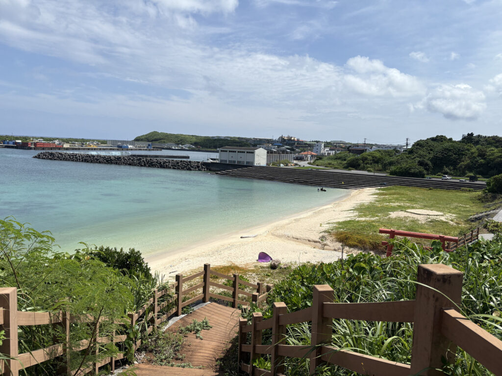 ジャングル　沖縄　八重山　与那国　旅　旅行　祖納　久部良