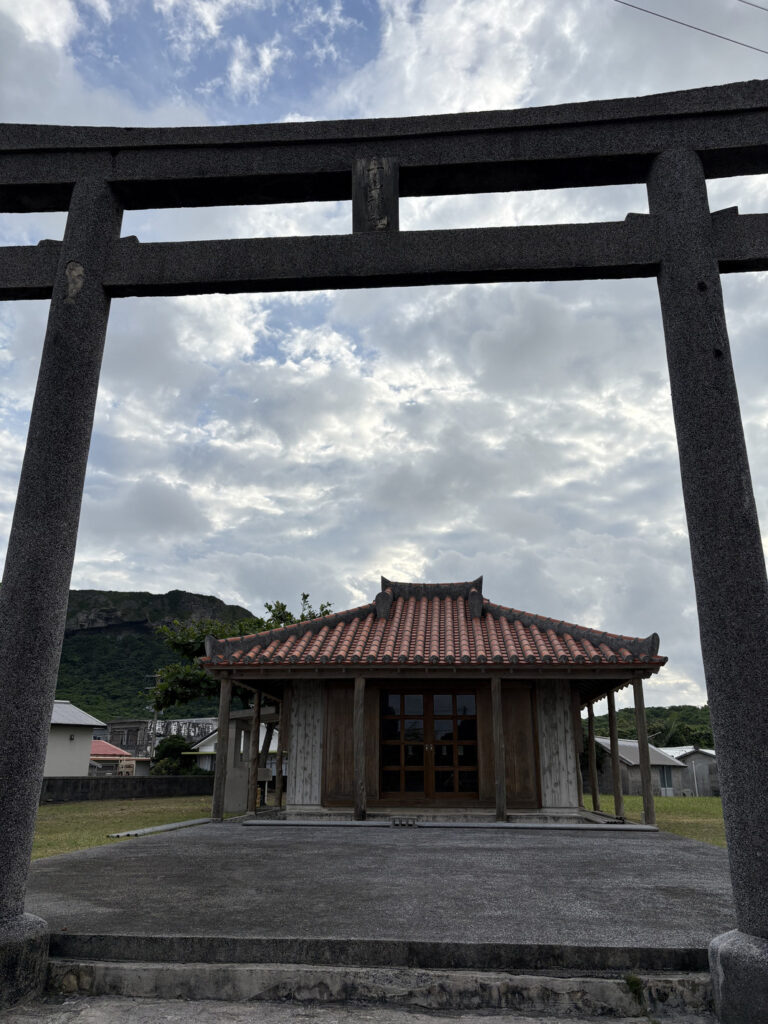 ジャングル　沖縄　八重山　与那国　旅　旅行　祖納　久部良