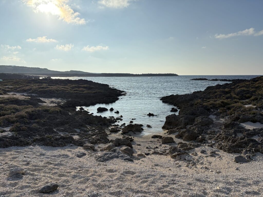 旅、旅行、与那国、与那国島、八重山、沖縄、磐座、海、4畳半ビーチ