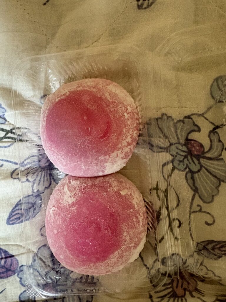 旅 旅行 沖縄 八重山 クバ DANCE tradition okinawa yonaguni 甲子 踊り 太鼓 祭壇 まつり 祭り 宴会 伝統 承継 伝承 親族 一族 集い 家族 社会 ハト　沖縄　与那国島　比川集落　本家　マチリ　拝所　トゥニ　御嶽　１０干　陰陽五行説　庚申 食事 １２支 杯 ワダツミ 海神 トゥニ ビディリ