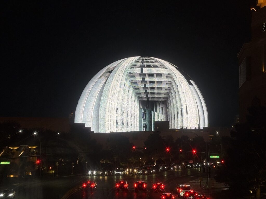 旅、旅行、ライブ、コンサート、アメリカ、ネバダ州、ラスベガス、ゼイン、イーグルス、STYX、ストリップ通り、カジノ、ワンダイレクション、スフィアーカボワボ、サミー・ヘイガー Travel, trip, live, concert, USA, Nevada, Las Vegas, Zayn, Eagles, STYX, Strip, casino, One Direction, Sphere, Cabowabo Cantina, Sammy Hagar