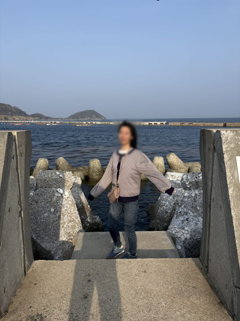 相島　鼻栗瀬　めがね岩　積石塚　支石墓　高妻神社　猫島　磐座