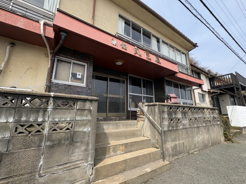 相島　鼻栗瀬　めがね岩　積石塚　支石墓　高妻神社　猫島　磐座