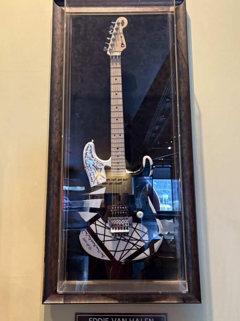 旅、旅行、ライブ、コンサート、アメリカ、ネバダ州、ラスベガス、ゼイン、イーグルス、STYX、ストリップ通り、カジノ、ワンダイレクション、スフィアーカボワボ、サミー・ヘイガー Travel, trip, live, concert, USA, Nevada, Las Vegas, Zayn, Eagles, STYX, Strip, casino, One Direction, Sphere, Cabowabo Cantina, Sammy Hagar,vanhalen,eddie,stevevai