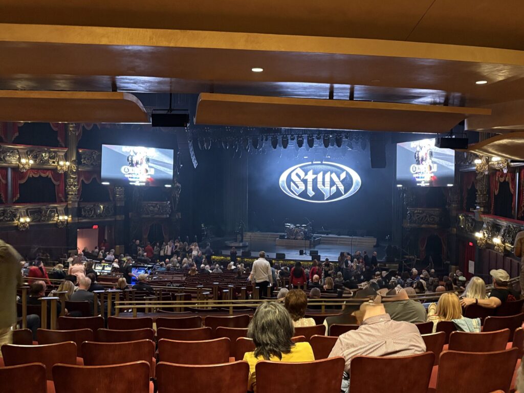 旅、旅行、ライブ、コンサート、アメリカ、ネバダ州、ラスベガス、ゼイン、イーグルス、STYX、ストリップ通り、カジノ、ワンダイレクション、スフィアーカボワボ、サミー・ヘイガー Travel, trip, live, concert, USA, Nevada, Las Vegas, Zayn, Eagles, STYX, Strip, casino, One Direction, Sphere, Cabowabo Cantina, Sammy Hagar,vanhalen,eddie,stevevai