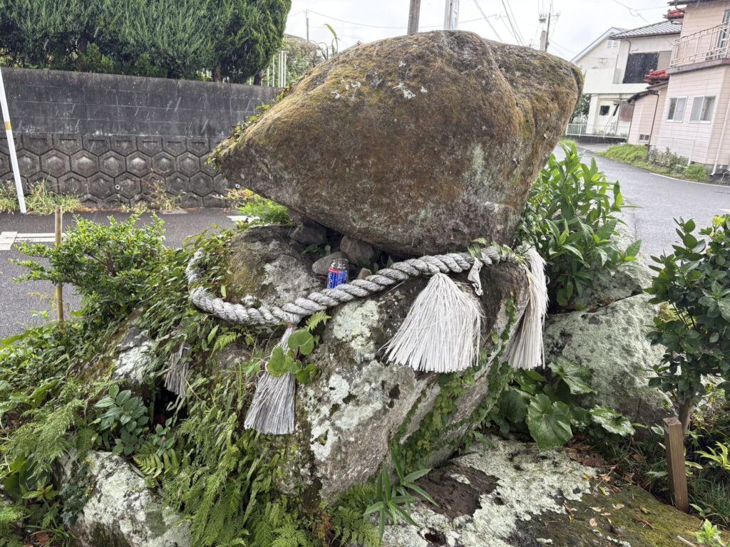 ガンガン石 延岡市 磐座 宮崎観光 珍スポット 鳥居龍蔵